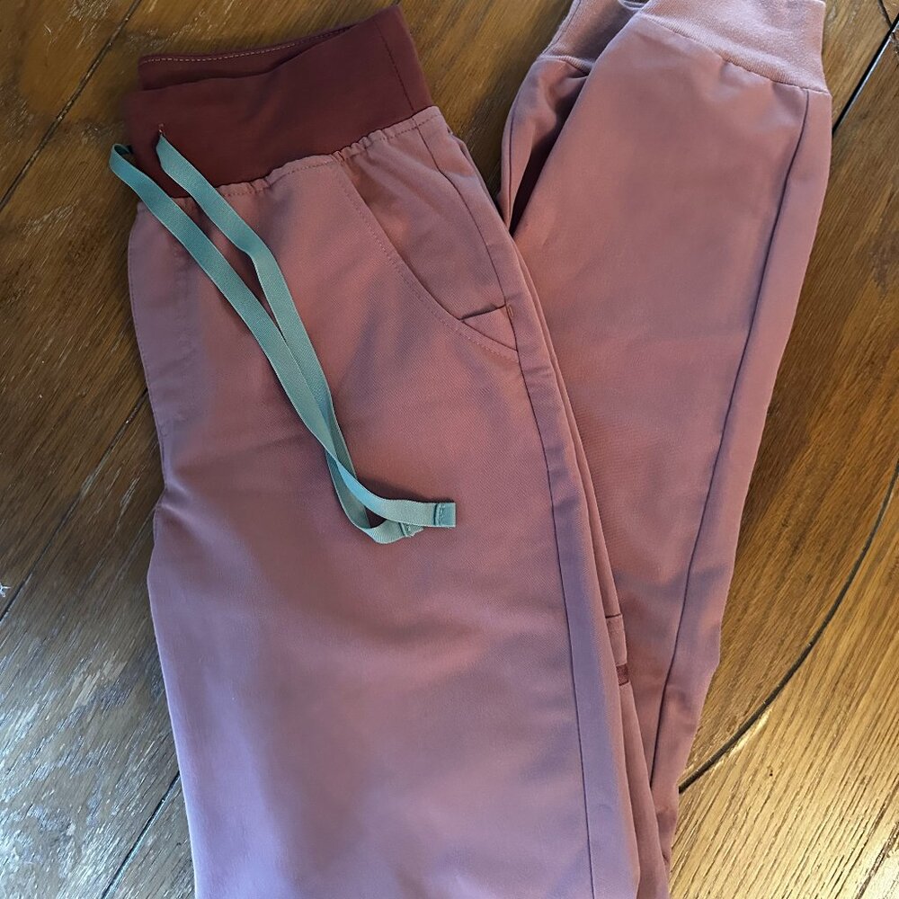 Mineral Mauve Zamora Jogger Scrub Pants XS Tall